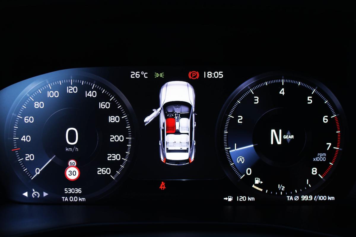 volvo-xc40-2021-gasolina-1477cc