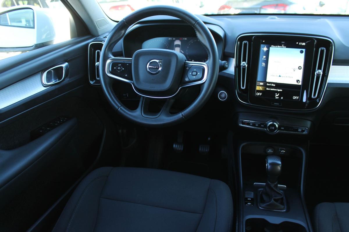 volvo-xc40-2021-gasolina-1477cc