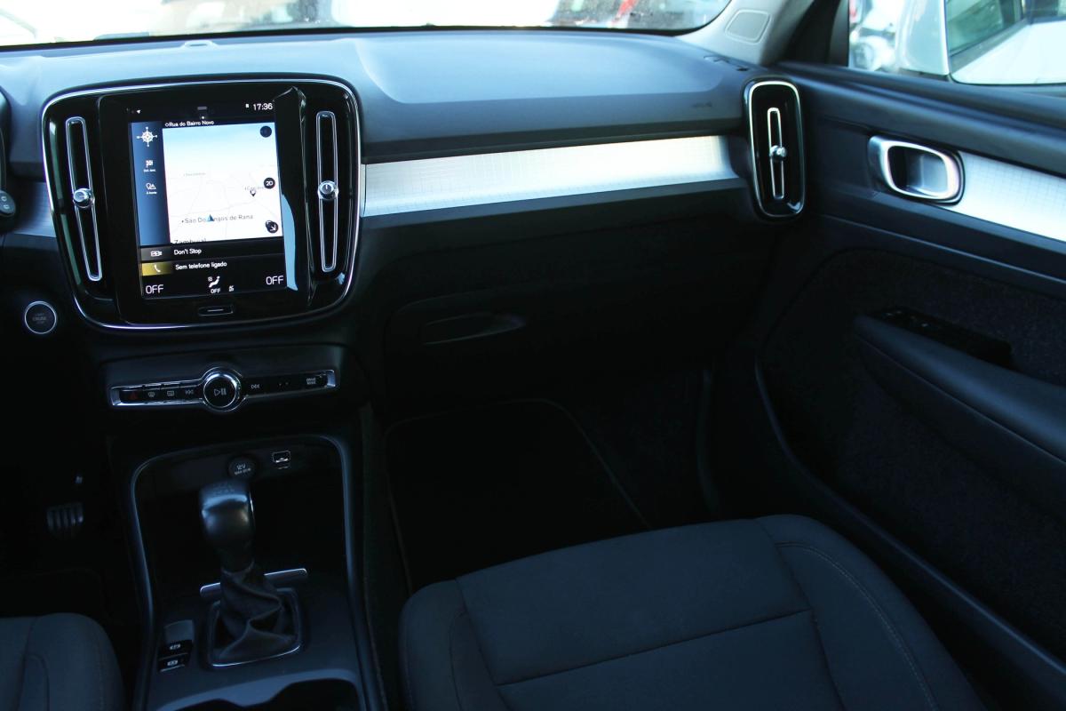 volvo-xc40-2021-gasolina-1477cc