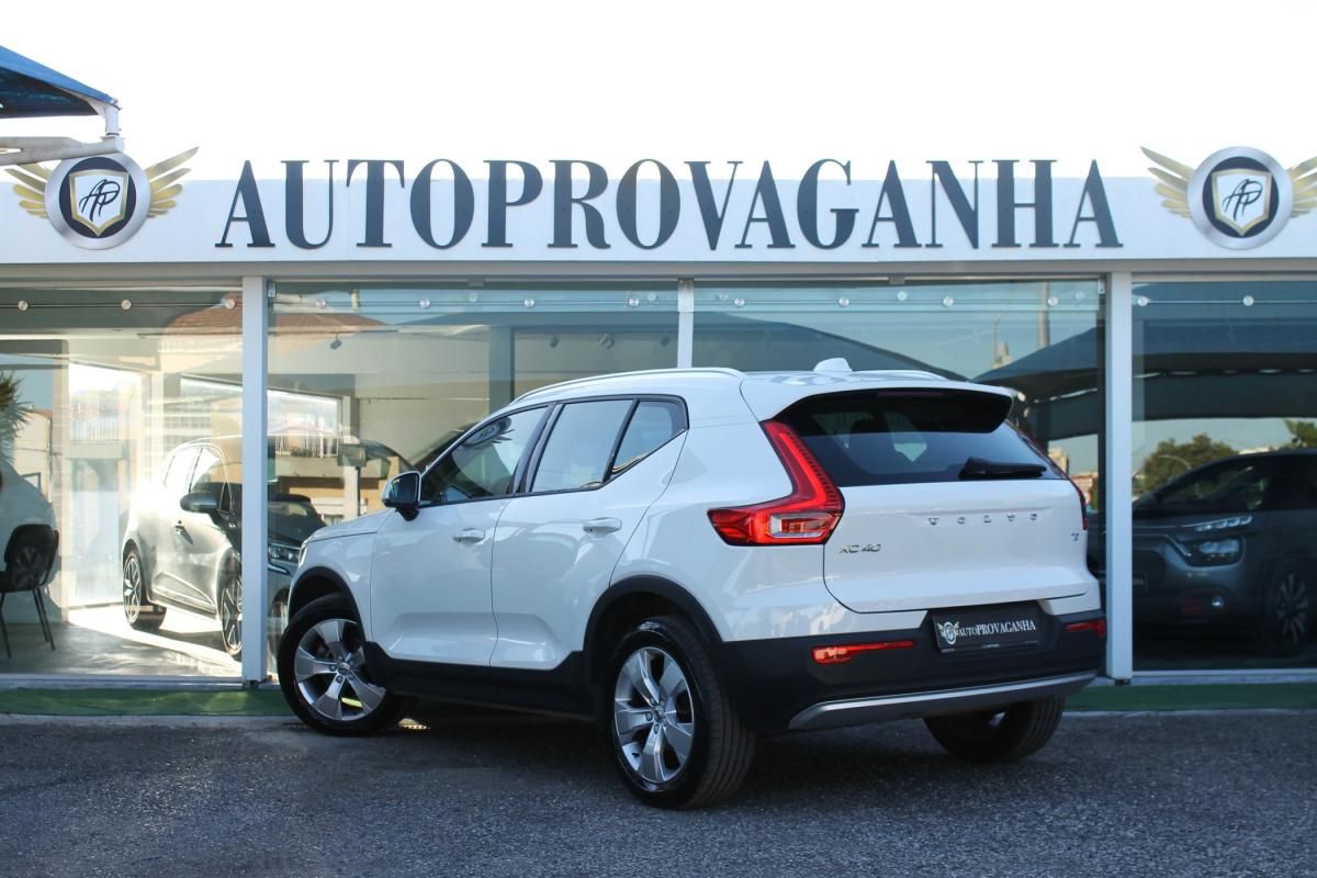 volvo-xc40-2021-gasolina-1477cc