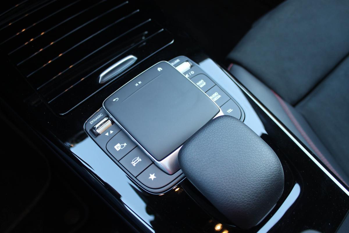 mercedes-benz-cla-2021-hibrido-a-gasolina-1332cc