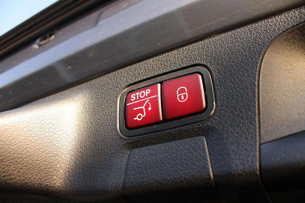 mercedes-benz-cla-2021-hibrido-a-gasolina-1332cc