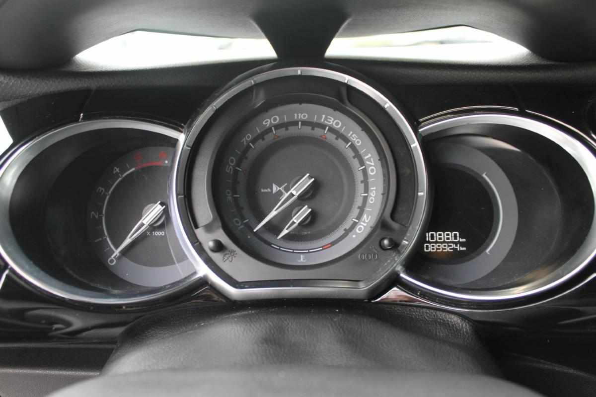 ds-ds-3-2017-diesel-1560cc