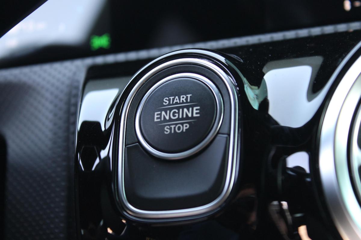 mercedes-benz-classe-a-2021-hibrido-a-gasolina-1332cc