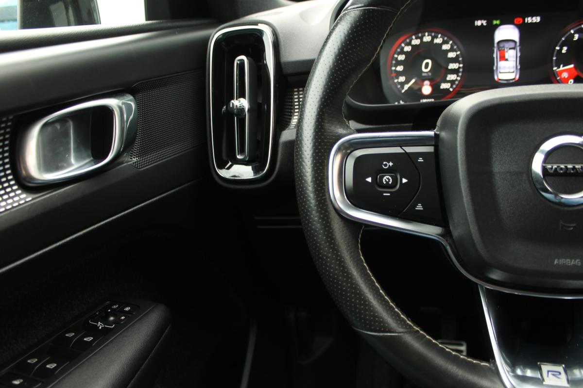 volvo-xc40-2018-gasolina-1477cc