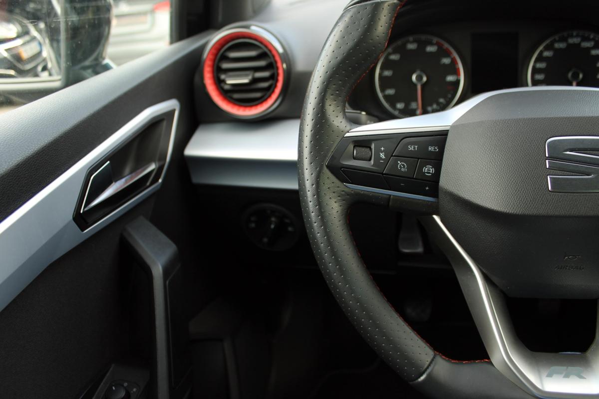 seat-arona-2021-gasolina-999cc