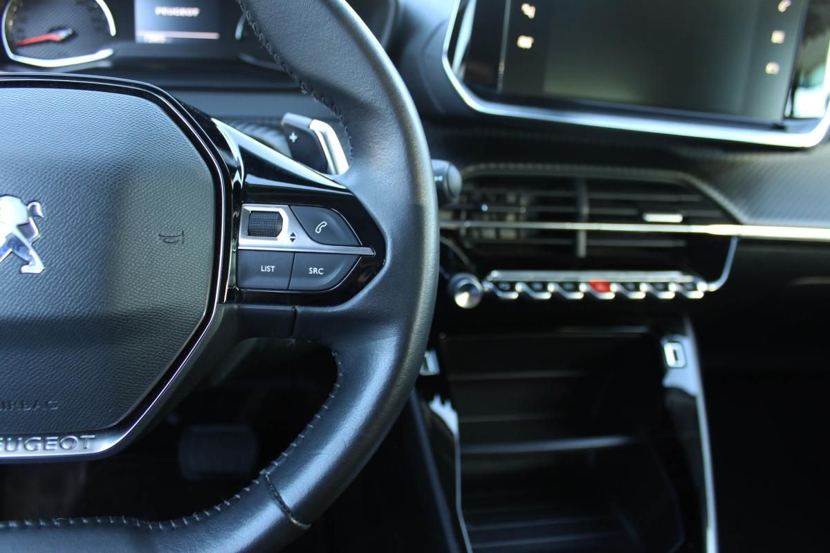 peugeot-2008-2021-gasolina-1199cc