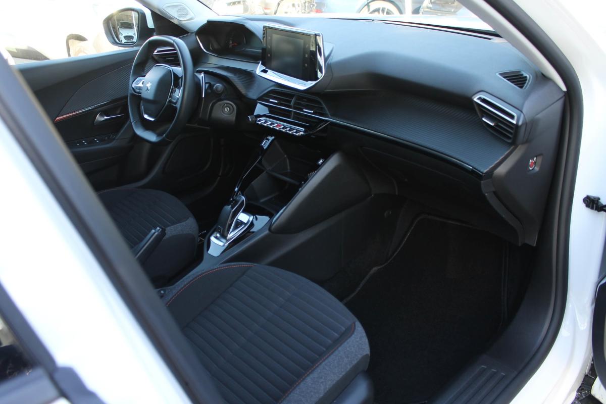 peugeot-2008-2021-gasolina-1199cc