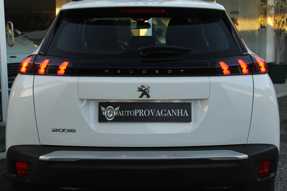 peugeot-2008-2021-gasolina-1199cc