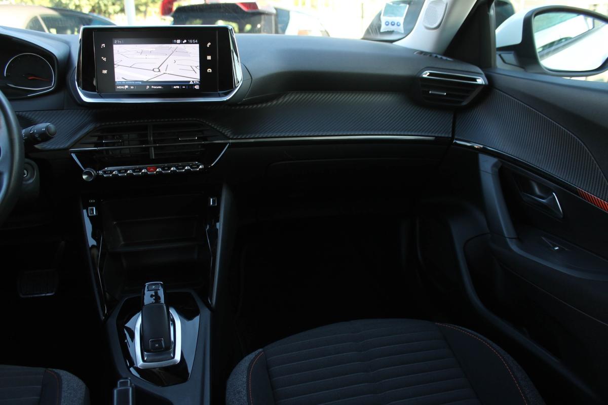 peugeot-2008-2021-gasolina-1199cc