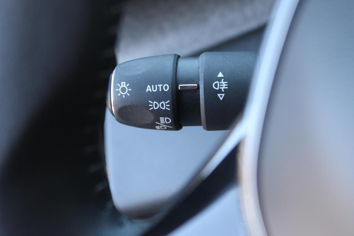 peugeot-308-2022-gasolina-1199cc