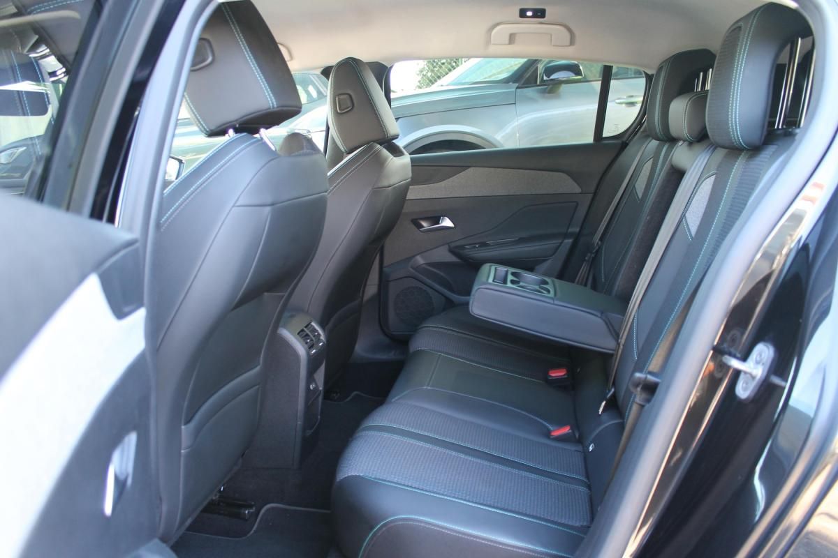 peugeot-308-2022-gasolina-1199cc