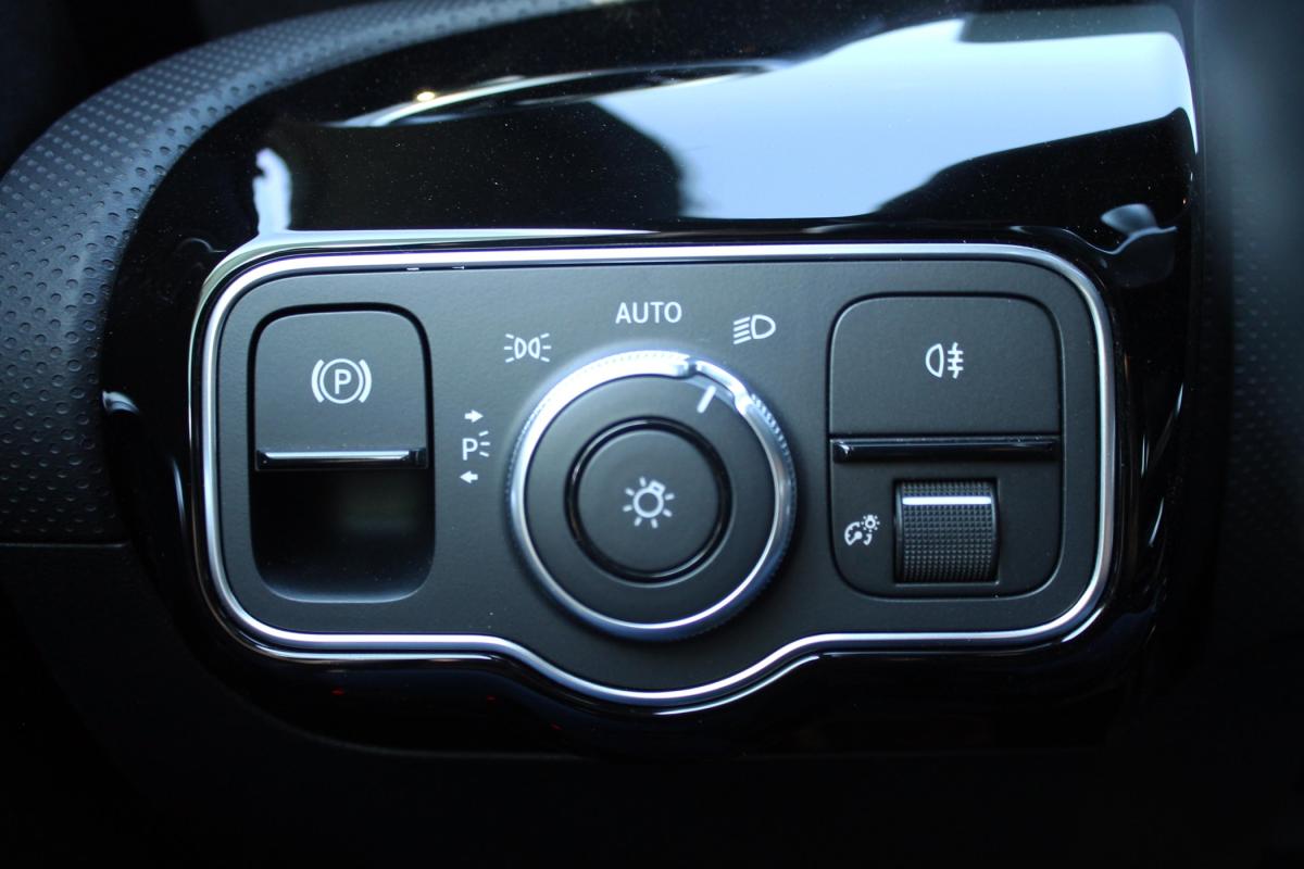 mercedes-benz-cla-2022-hibrido-a-gasolina-1332cc