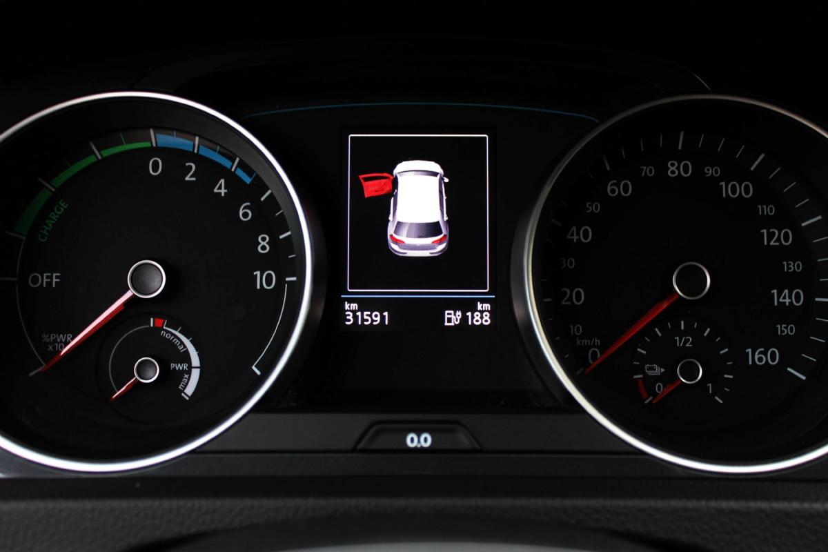 volkswagen-golf-2020-eletrico-500cc