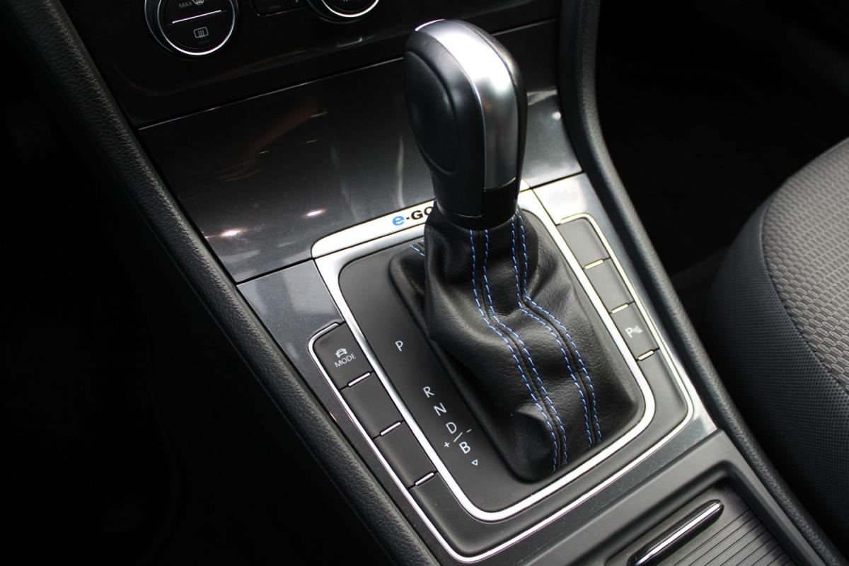 volkswagen-golf-2020-eletrico-500cc