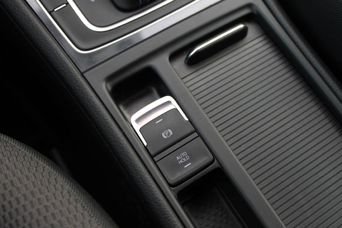 volkswagen-golf-2020-eletrico-500cc