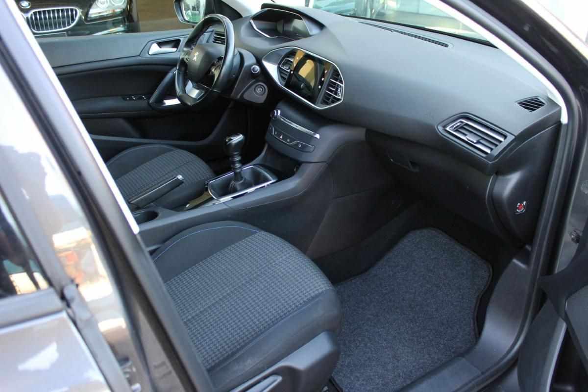 peugeot-308-sw-2021-diesel-1499cc