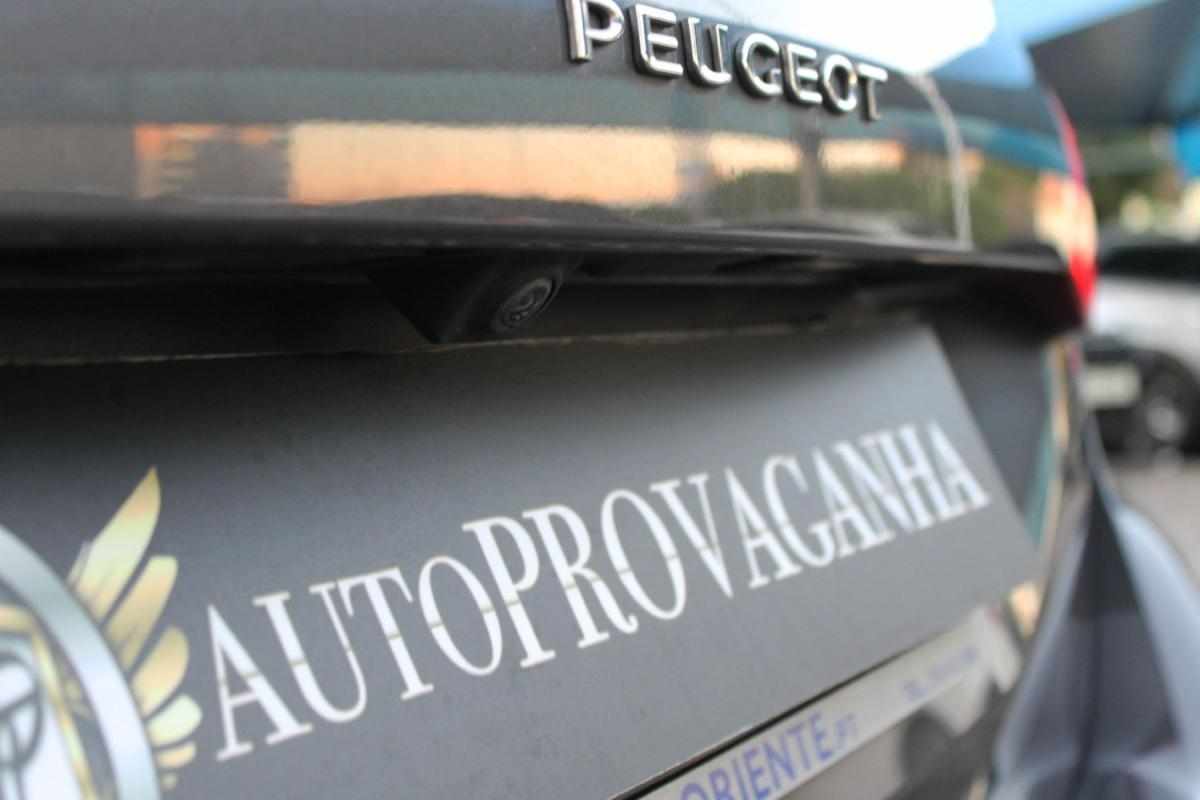 peugeot-308-sw-2021-diesel-1499cc