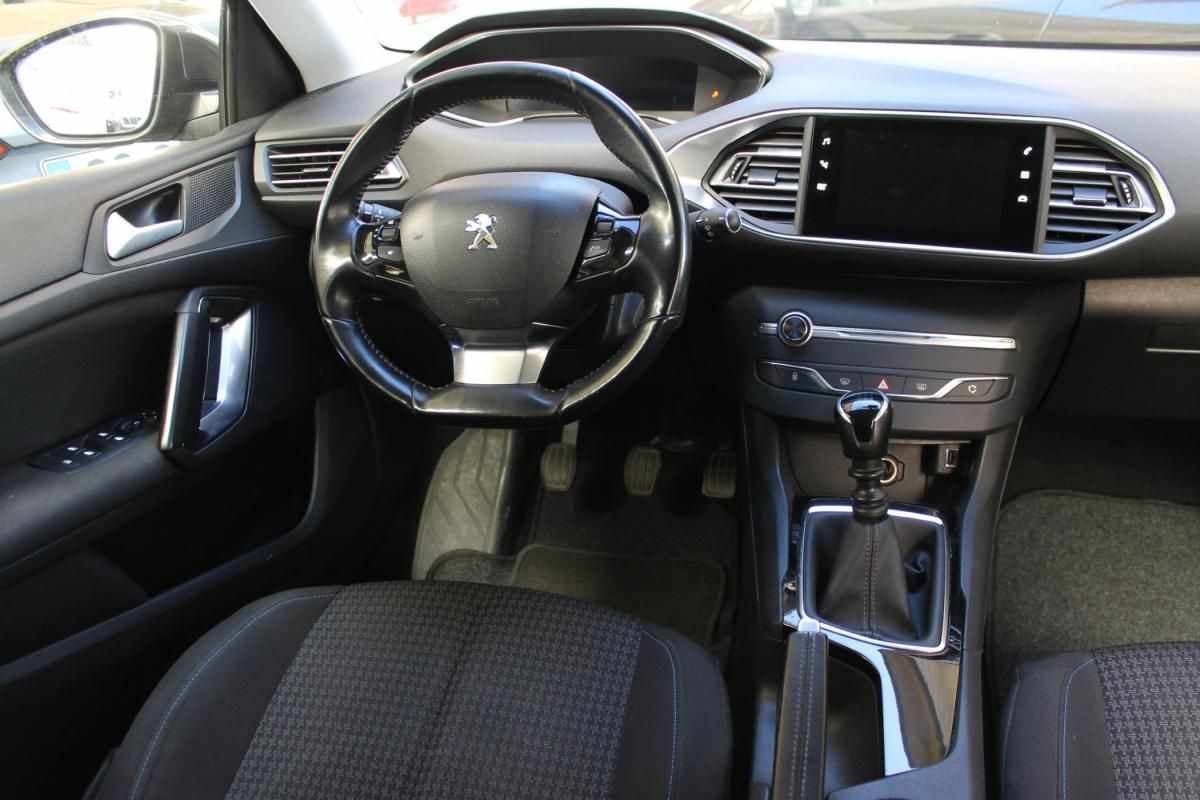 peugeot-308-sw-2021-diesel-1499cc
