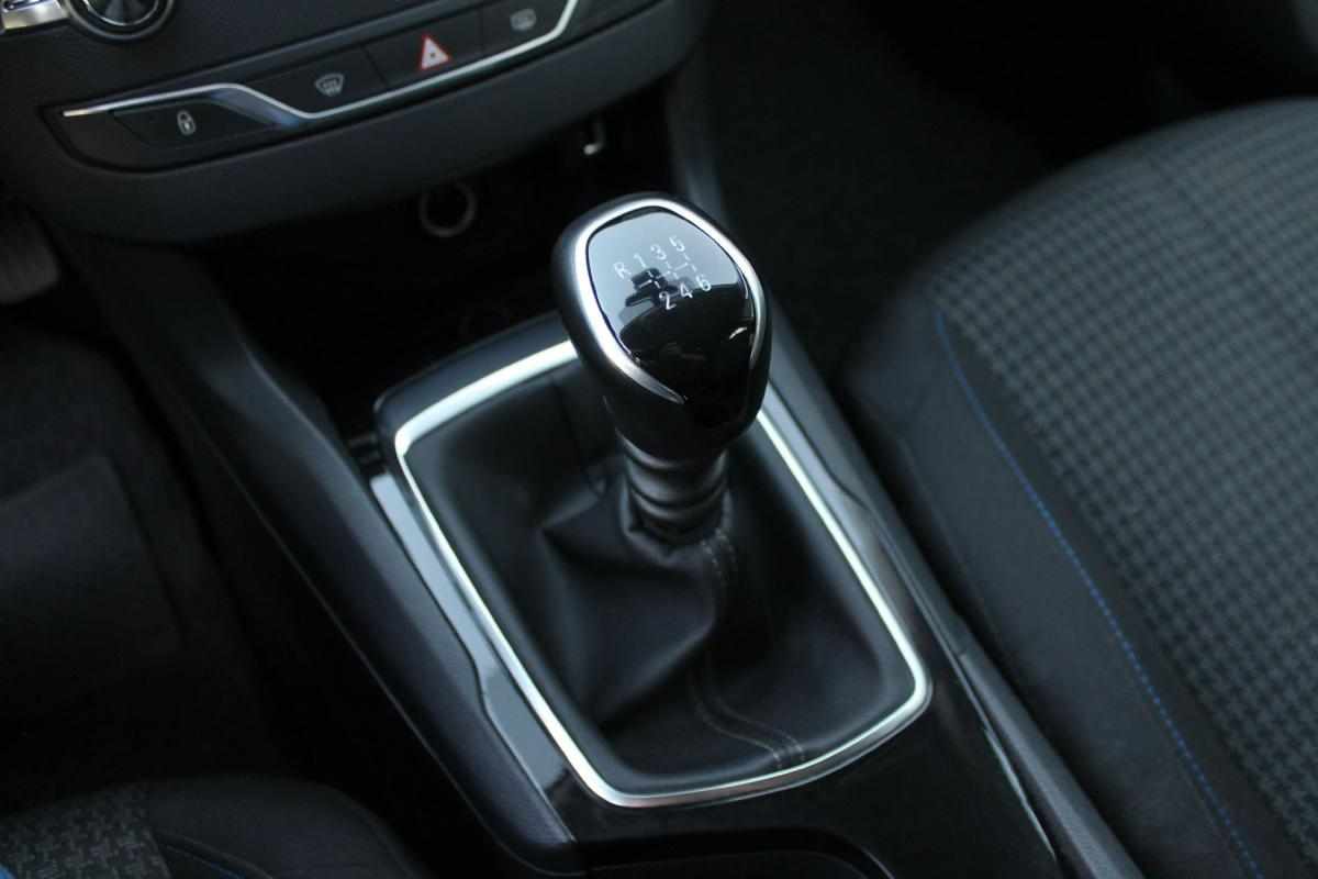 peugeot-308-sw-2021-diesel-1499cc
