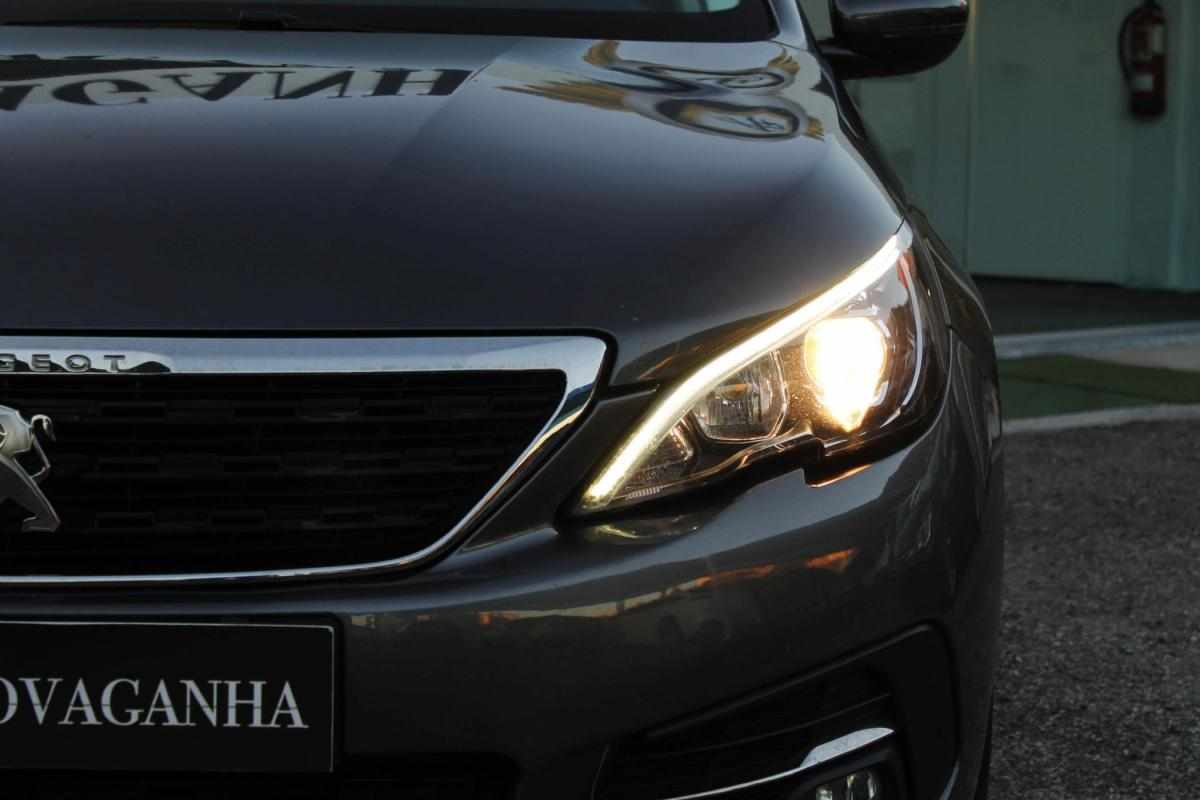 peugeot-308-sw-2021-diesel-1499cc