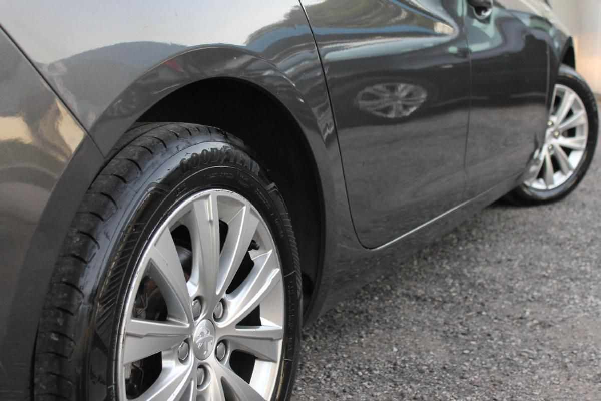 peugeot-308-sw-2021-diesel-1499cc
