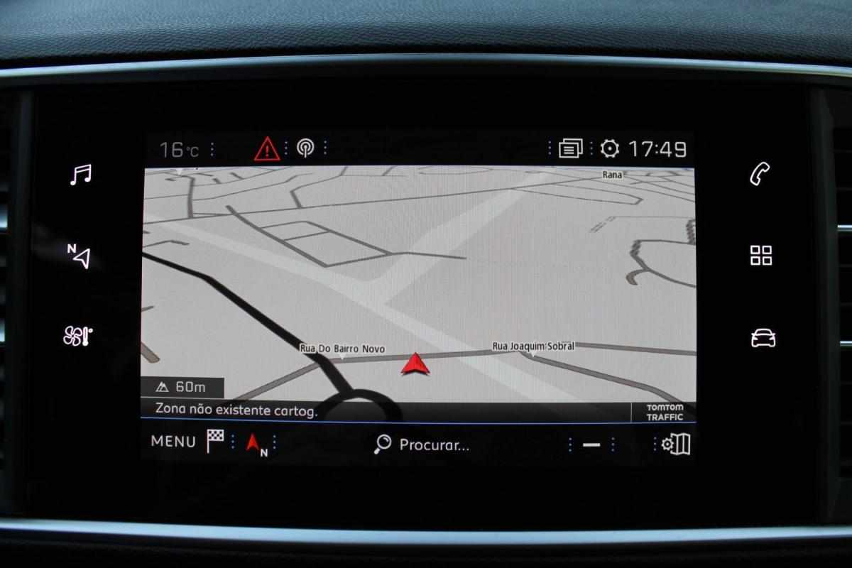 peugeot-308-sw-2021-diesel-1499cc