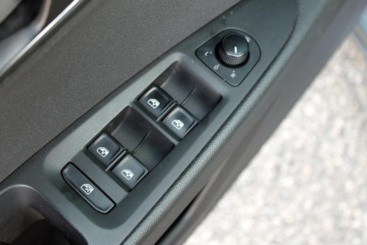 seat-leon-st-2015-diesel-1598cc