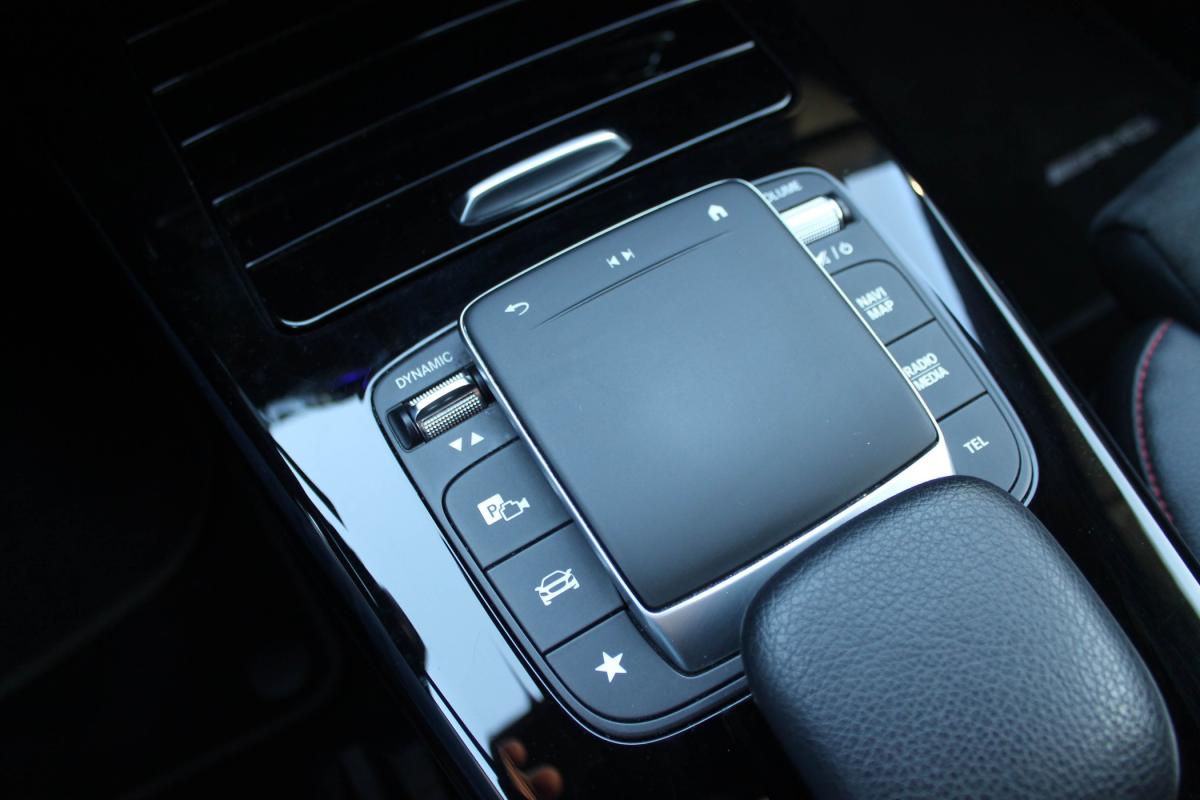 mercedes-benz-cla-2021-hibrido-a-gasolina-1332cc