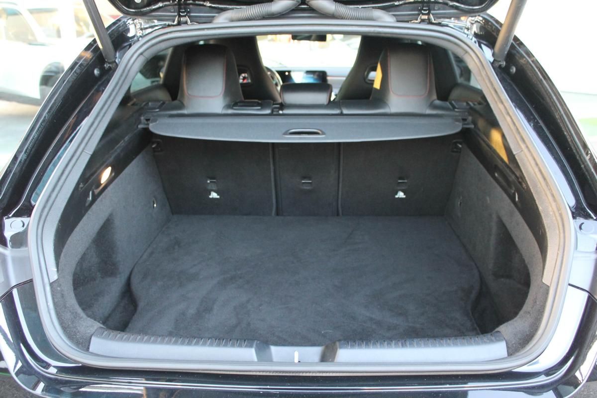 mercedes-benz-cla-2021-hibrido-a-gasolina-1332cc