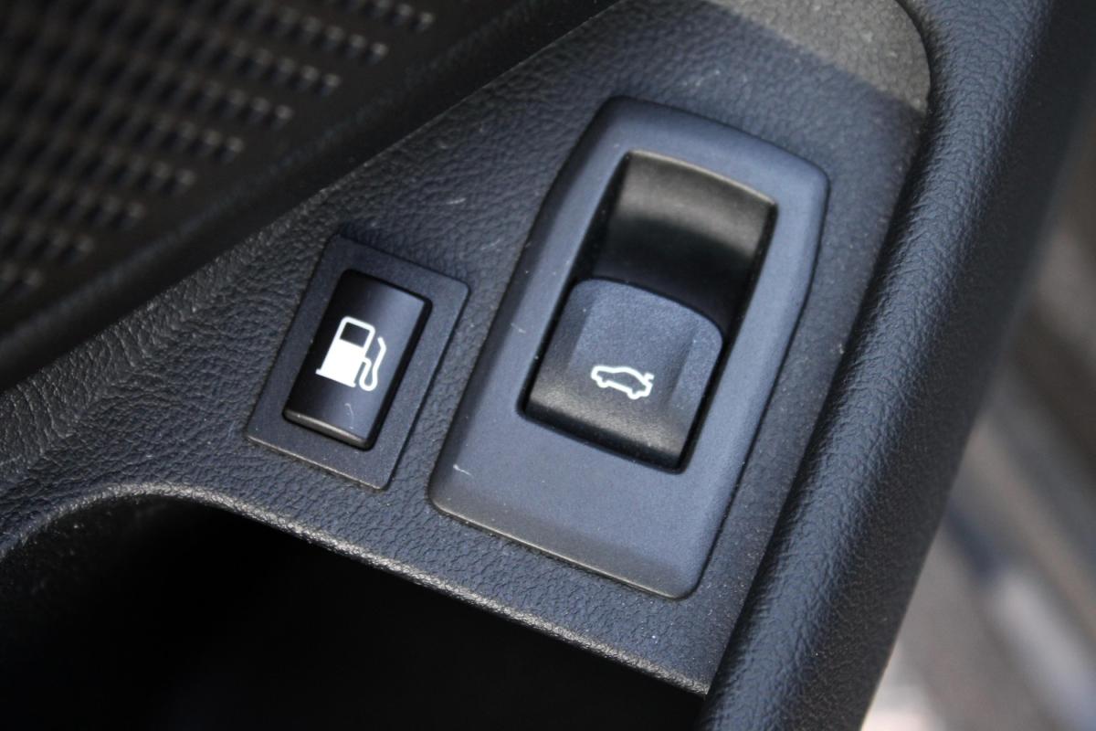 bmw-serie-3-2020-hibrido-a-gasolina-1998cc