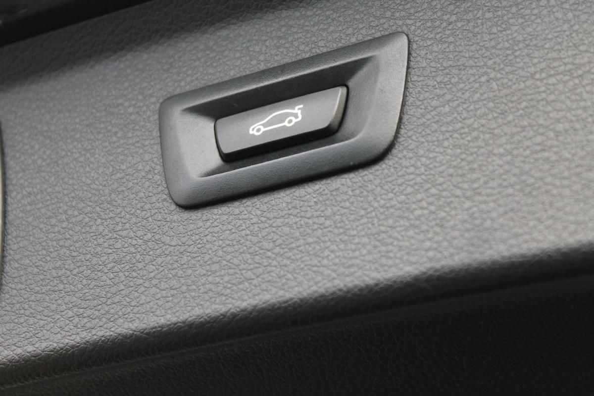 bmw-serie-2-2018-diesel-1496cc