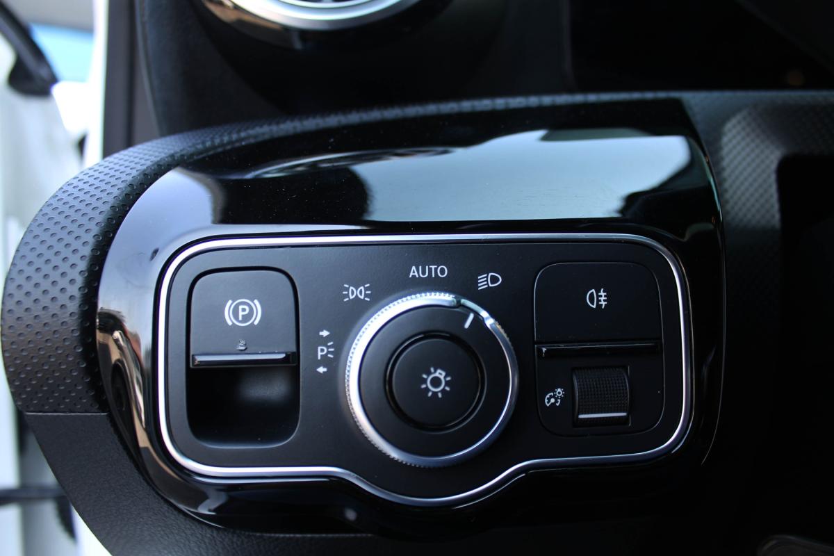mercedes-benz-classe-a-2020-hibrido-a-gasolina-1332cc