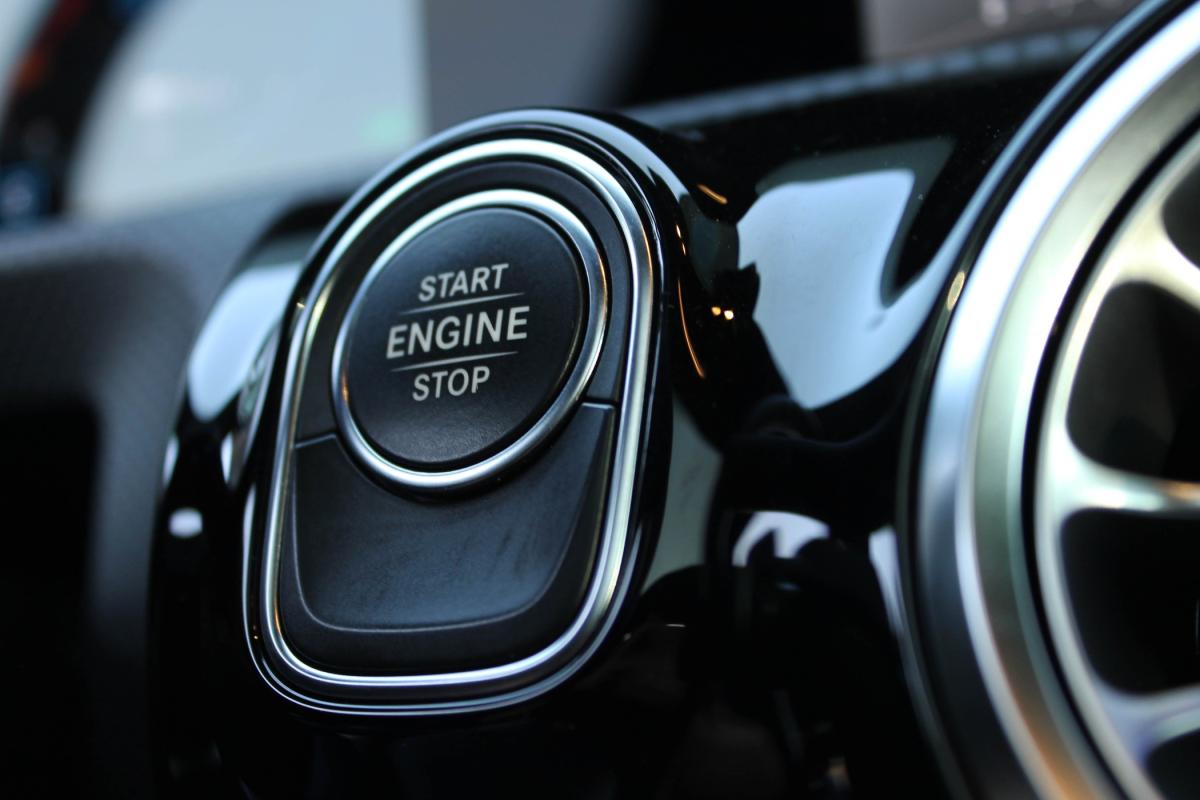 mercedes-benz-classe-a-2020-hibrido-a-gasolina-1332cc