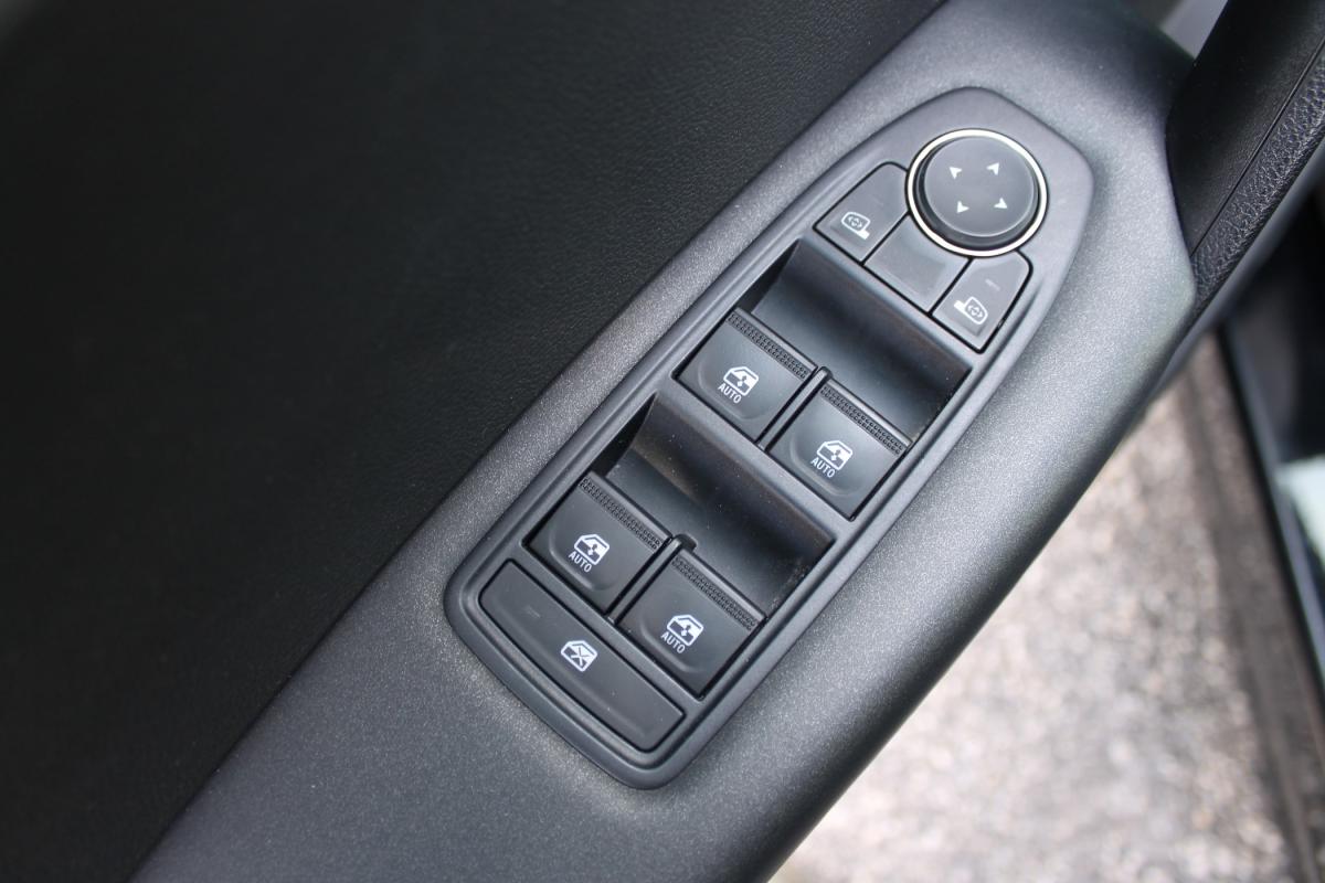 renault-captur-2023-gasolina-999cc