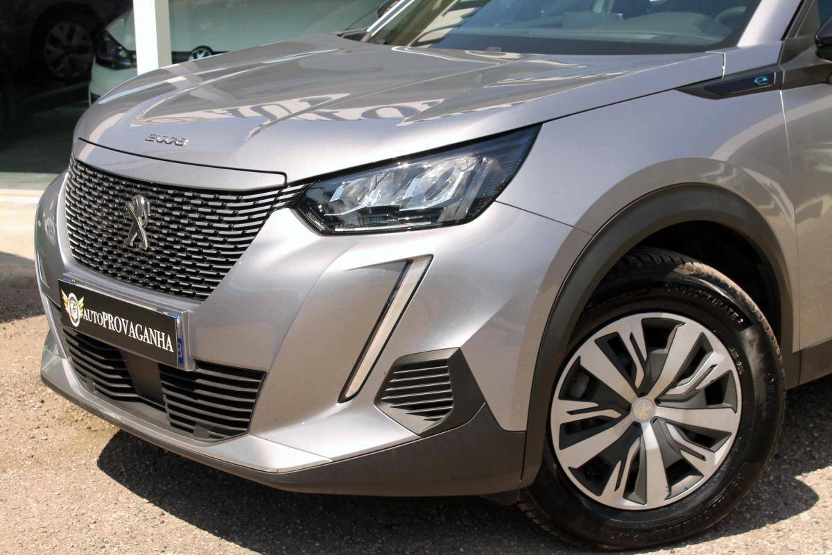 peugeot-2008-2023-eletrico-500cc