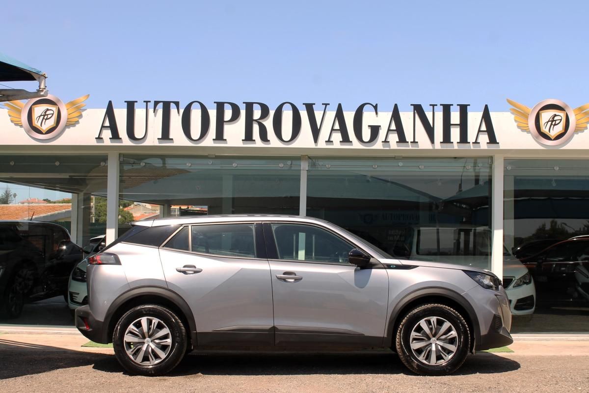 peugeot-2008-2023-eletrico-500cc