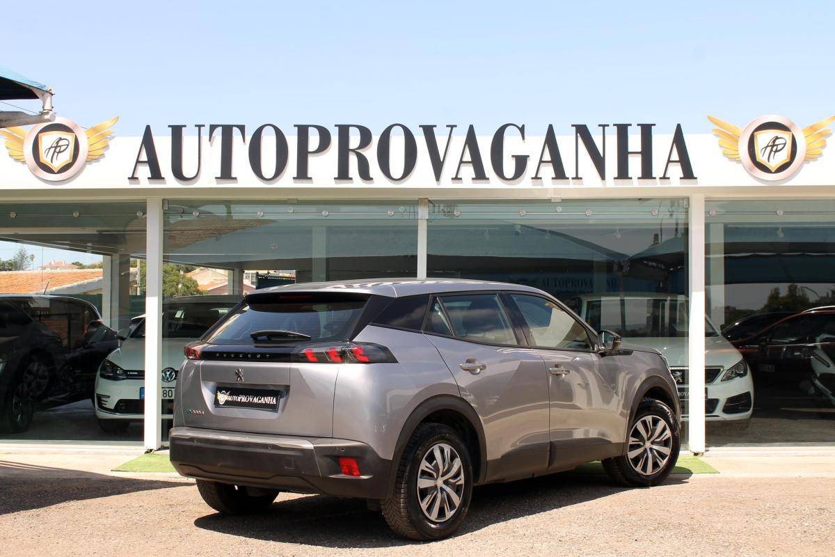 peugeot-2008-2023-eletrico-500cc