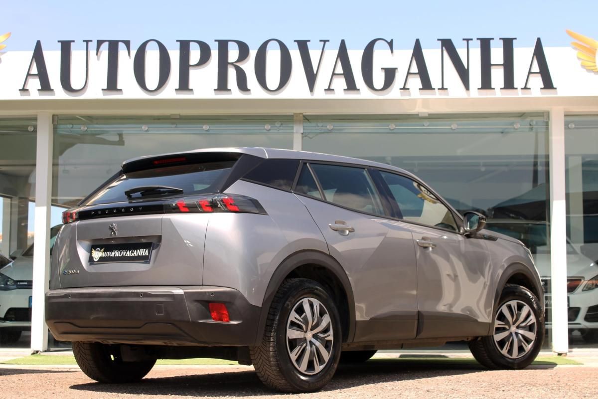 peugeot-2008-2023-eletrico-500cc
