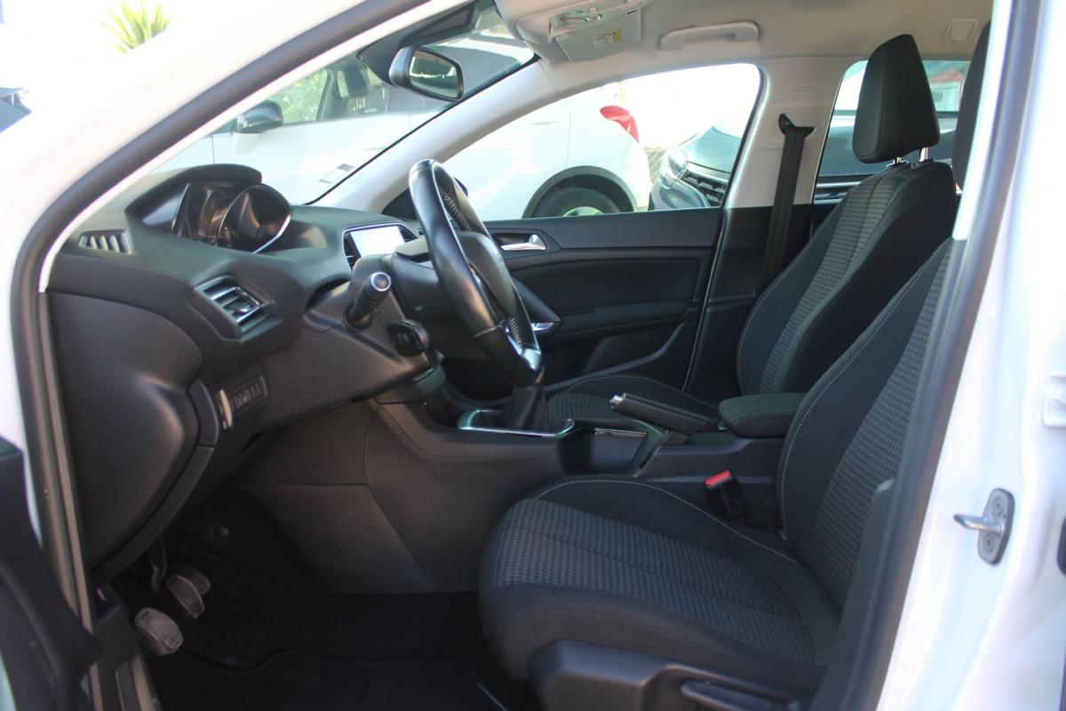 peugeot-308-sw-2018-diesel-1560cc