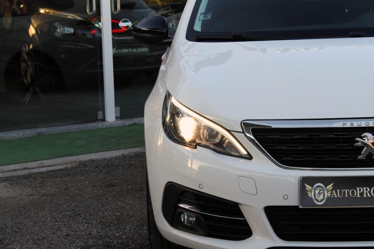 peugeot-308-sw-2018-diesel-1560cc