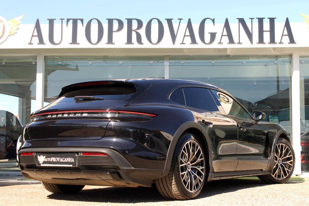 porsche-taycan-2023-eletrico-0cc