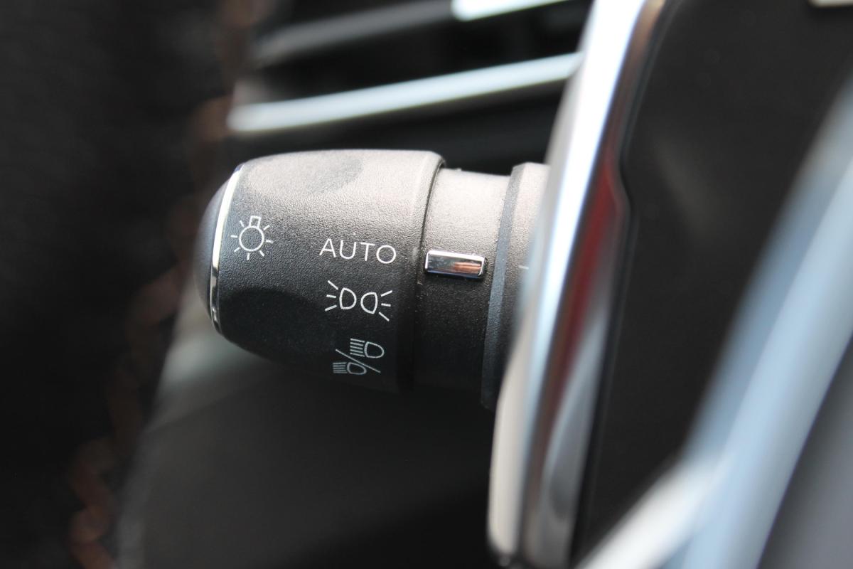 peugeot-3008-2021-gasolina-1199cc