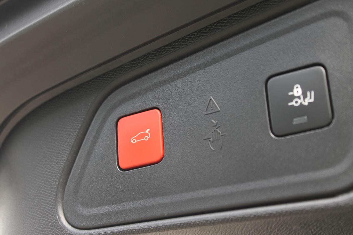 peugeot-3008-2021-gasolina-1199cc