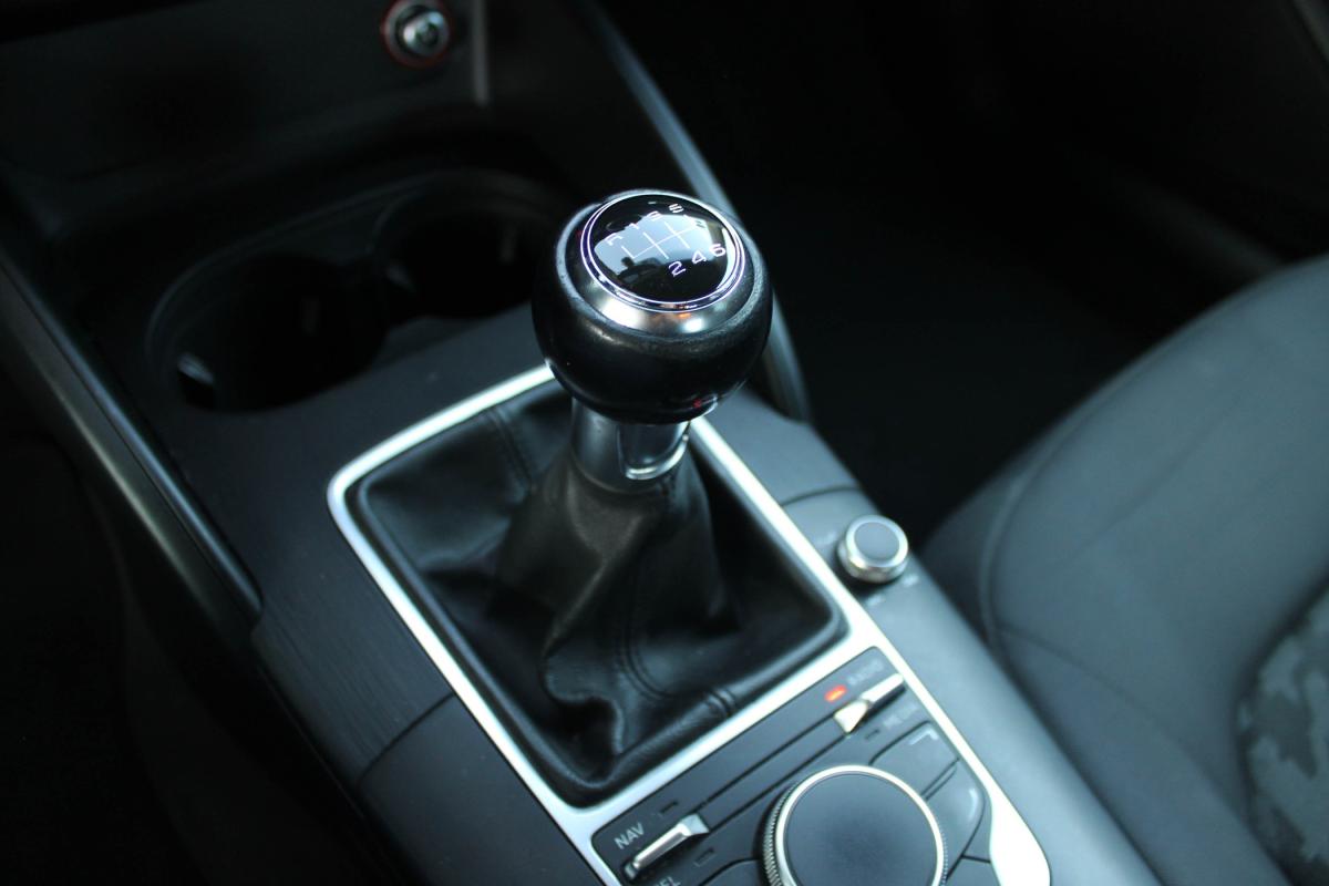 audi-a3-limousine-2016-diesel-1598cc