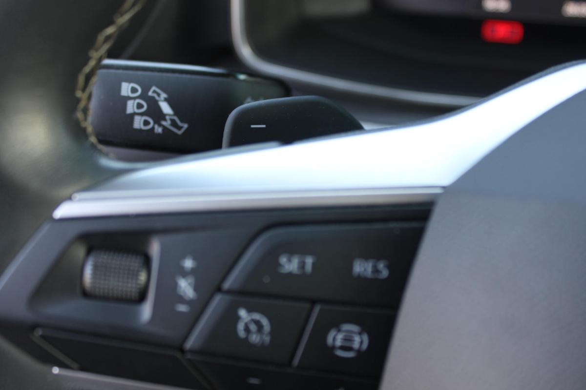 seat-leon-2022-gasolina-999cc
