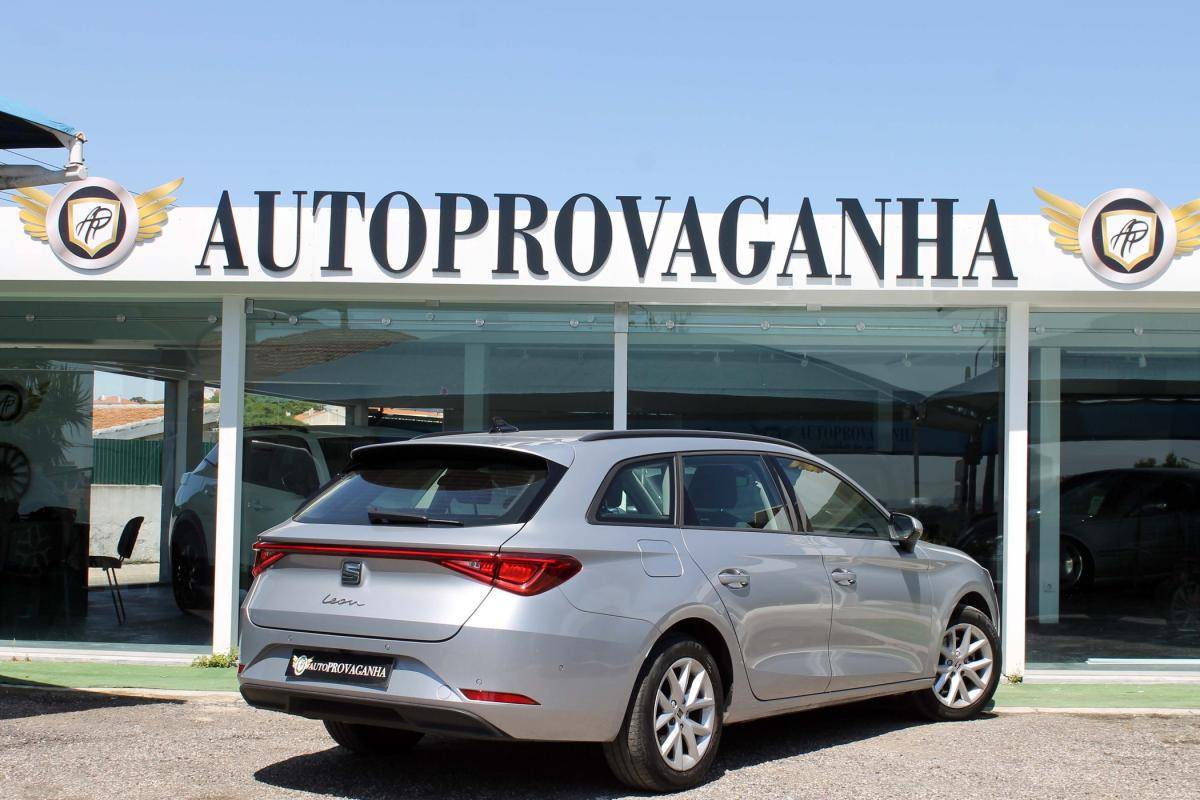 seat-leon-2022-gasolina-999cc