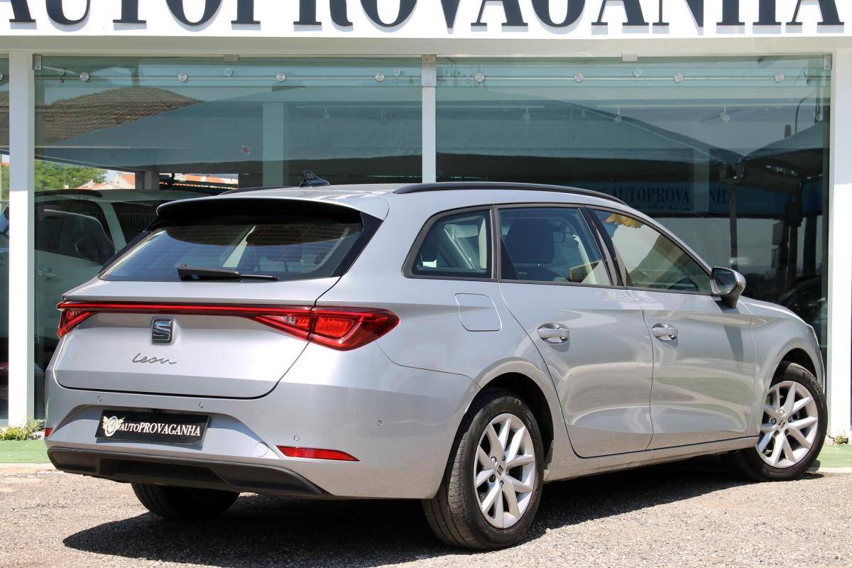 seat-leon-2022-gasolina-999cc