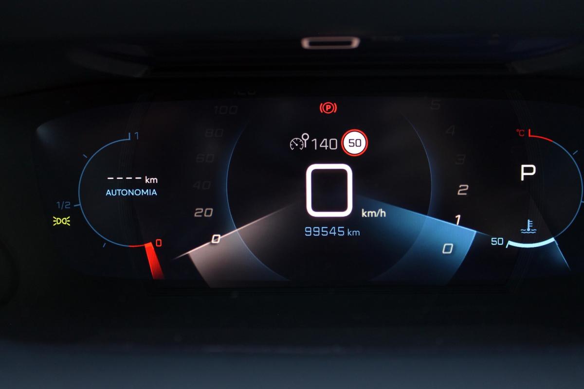peugeot-2008-2020-gasolina-1199cc