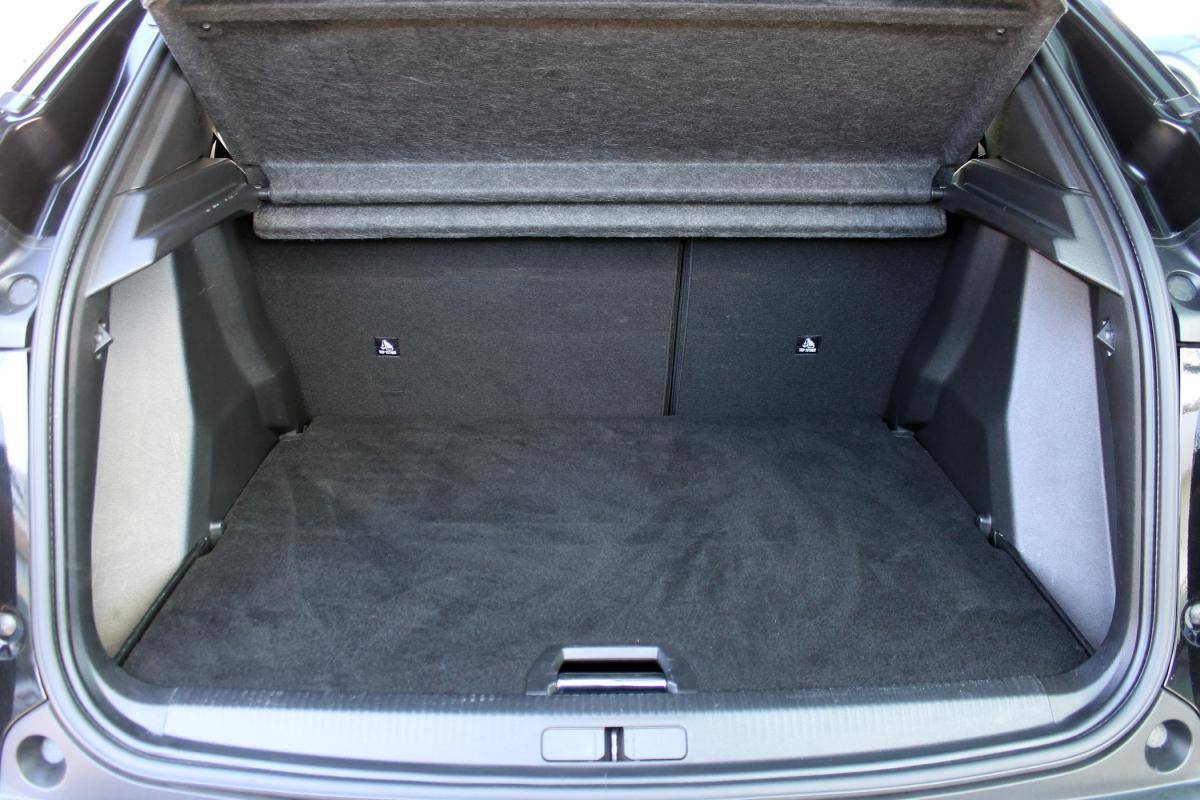 peugeot-2008-2020-gasolina-1199cc